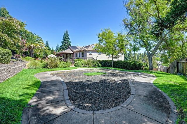 6813 Helstone Ct, Rocklin, CA 95677