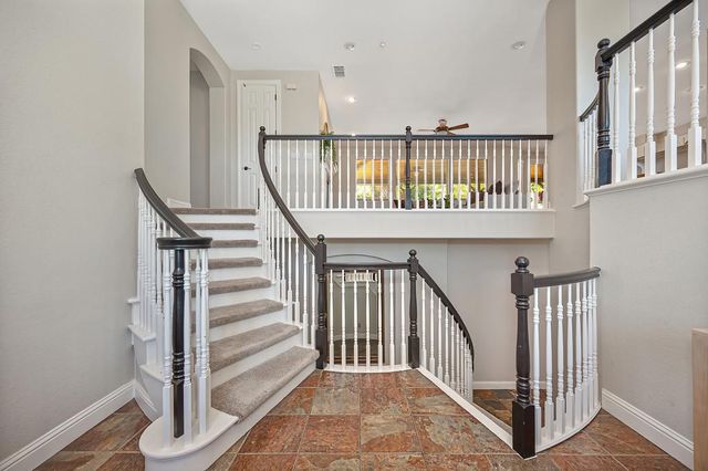 6813 Helstone Ct, Rocklin, CA 95677