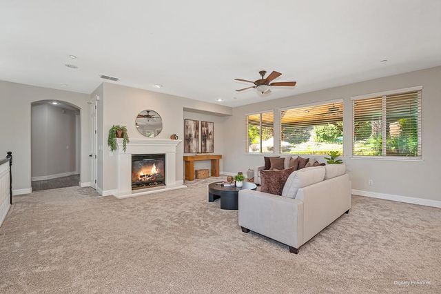 6813 Helstone Ct, Rocklin, CA 95677