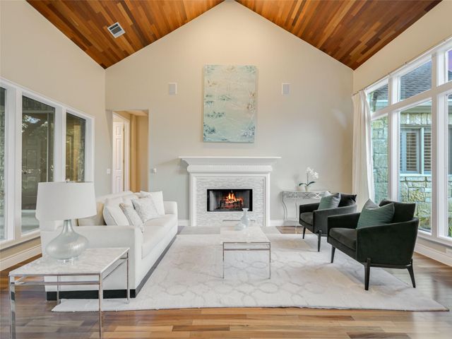 417 BEARDSLEY LN, Austin, TX 78746