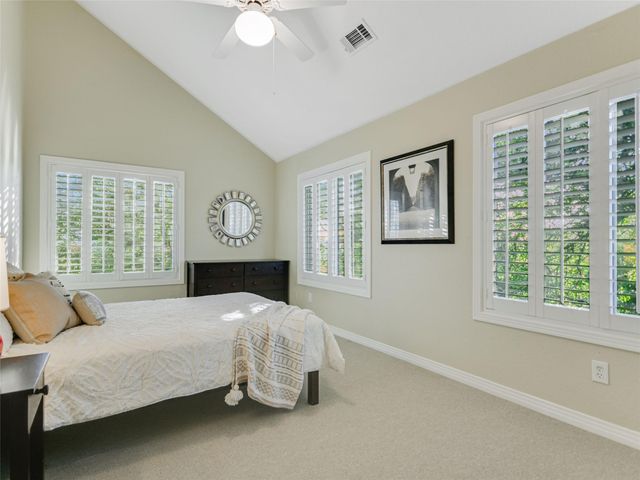 417 BEARDSLEY LN, Austin, TX 78746