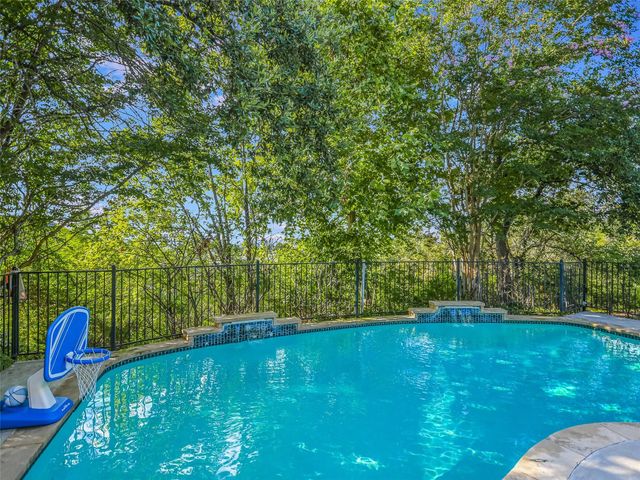 417 BEARDSLEY LN, Austin, TX 78746