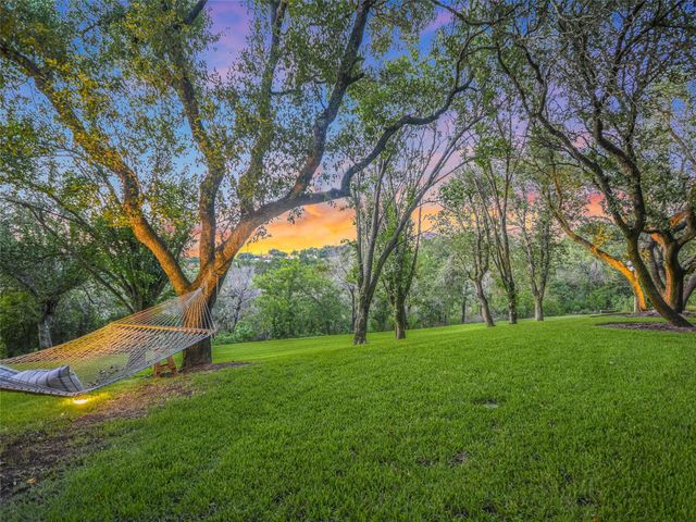 417 BEARDSLEY LN, Austin, TX 78746