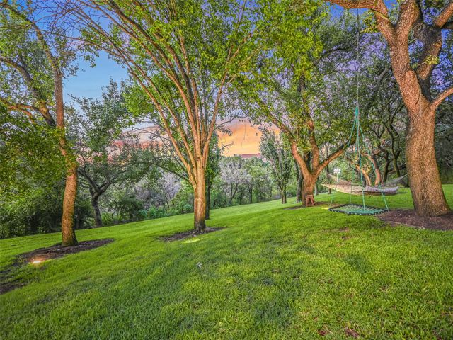 417 BEARDSLEY LN, Austin, TX 78746
