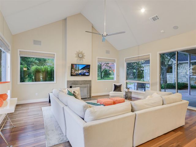 417 BEARDSLEY LN, Austin, TX 78746