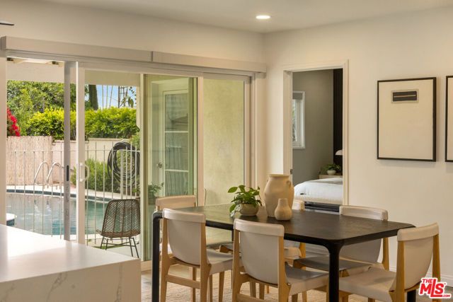 2616 N Buena Vista Street, Burbank, CA 91504