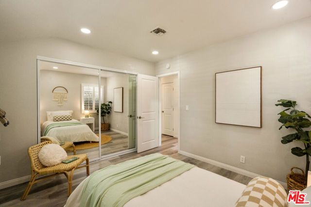 2616 N Buena Vista Street, Burbank, CA 91504