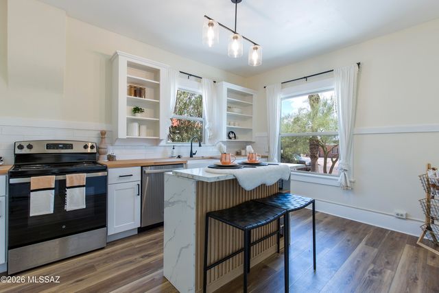 1445 E 8th Street, Tucson, AZ 85719