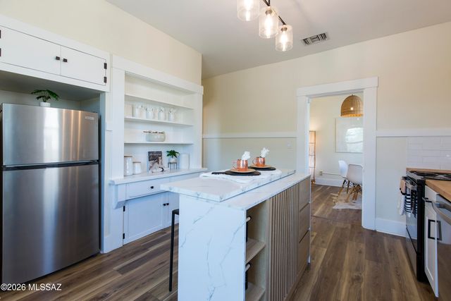 1445 E 8th Street, Tucson, AZ 85719