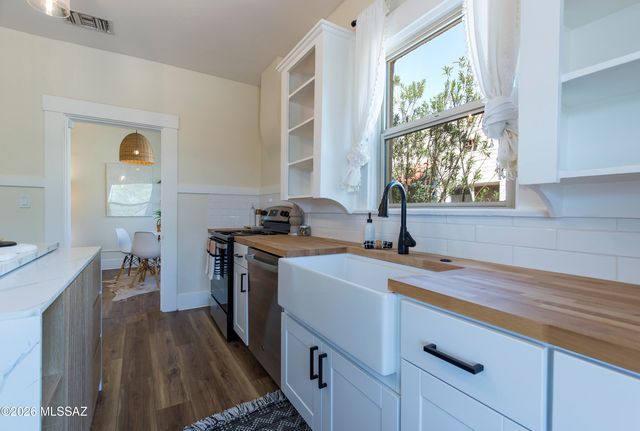 1445 E 8th Street, Tucson, AZ 85719