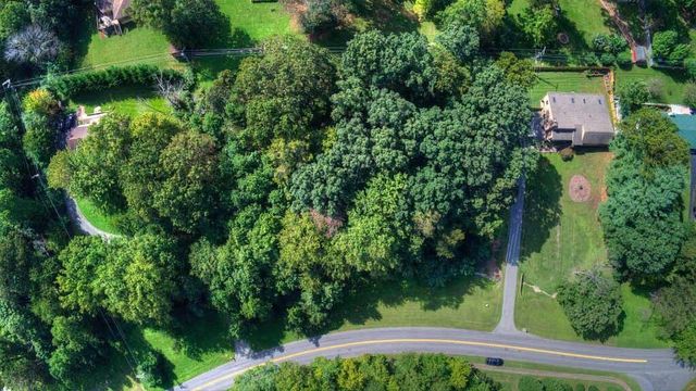 4828 Cherokee Hills DR, Salem, VA 24153