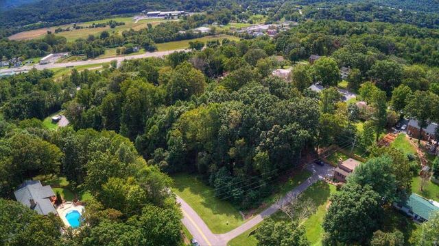 4828 Cherokee Hills DR, Salem, VA 24153