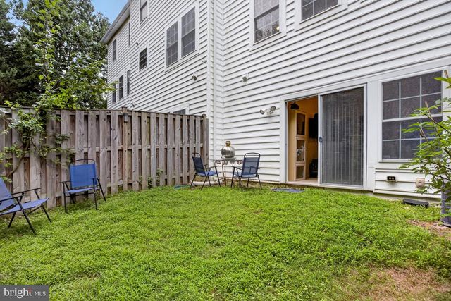 18705 FALLING RIVER DR, Gaithersburg, MD 20879