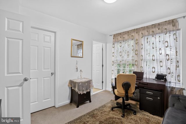 18705 FALLING RIVER DR, Gaithersburg, MD 20879