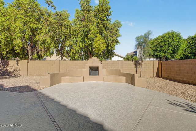 517 S ROCK HARBOR Drive, Gilbert, AZ 85233