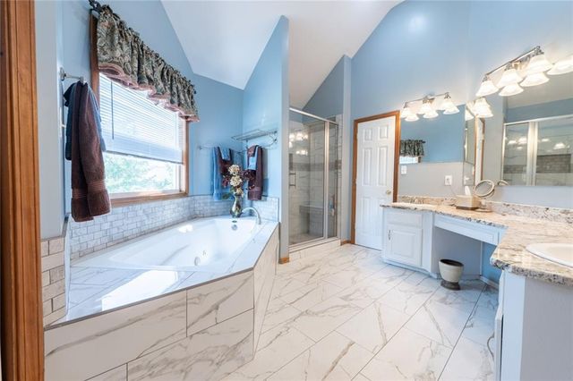 17807 157th Terrace, Basehor, KS 66007