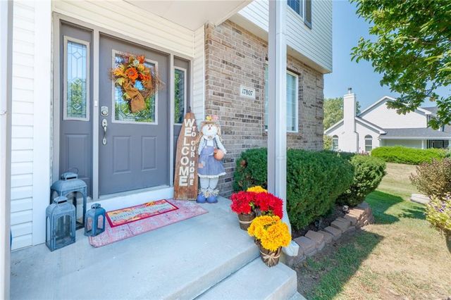 17807 157th Terrace, Basehor, KS 66007