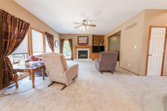 17807 157th Terrace, Basehor, KS 66007