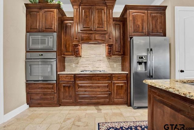 120 Ryder Cup Trail, Hideaway, TX 75771