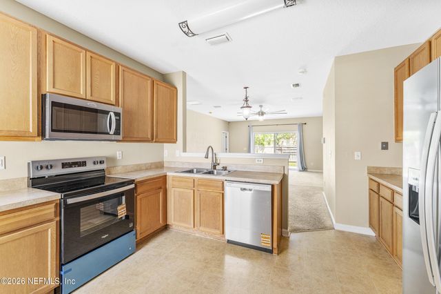 7182 RAMPART RIDGE Circle N, Jacksonville, FL 32244