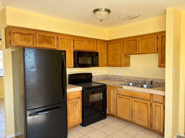 2125 S 40 DR, Yuma, AZ 85364
