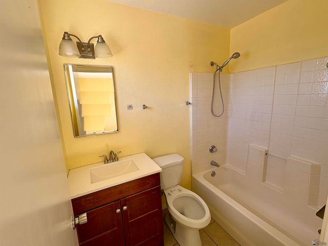 2125 S 40 DR, Yuma, AZ 85364