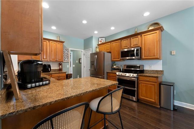 28 Priory Club Drive NW, Cartersville, GA 30120