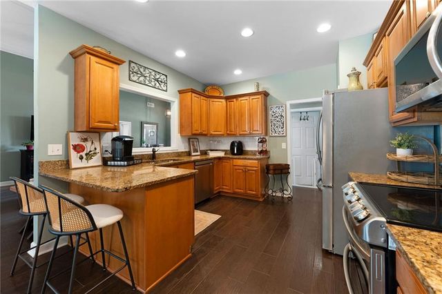 28 Priory Club Drive NW, Cartersville, GA 30120