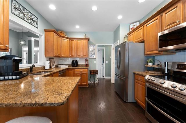 28 Priory Club Drive NW, Cartersville, GA 30120