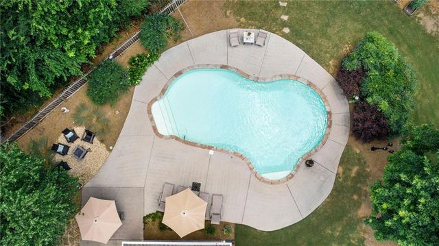 28 Priory Club Drive NW, Cartersville, GA 30120