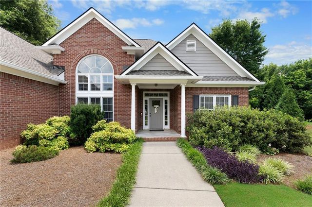28 Priory Club Drive NW, Cartersville, GA 30120