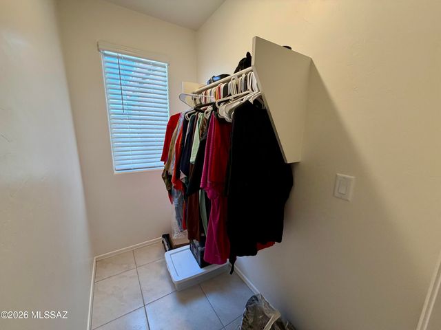 11984 E Chamrod Drive, Vail, AZ 85641
