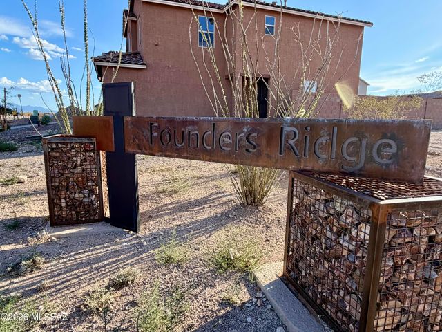 11984 E Chamrod Drive, Vail, AZ 85641