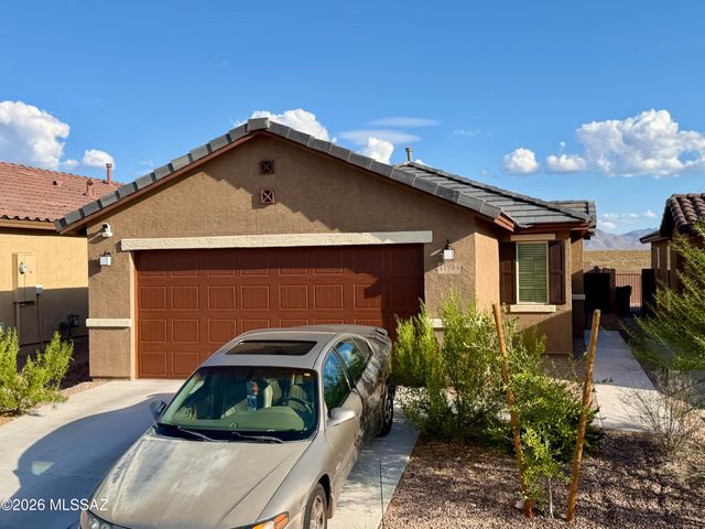 11984 E Chamrod Drive, Vail, AZ 85641