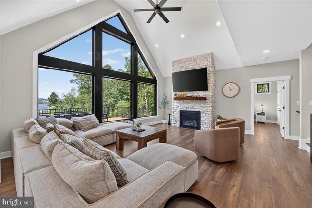 800 CARRS BRIDGE, Bumpass, VA 23024