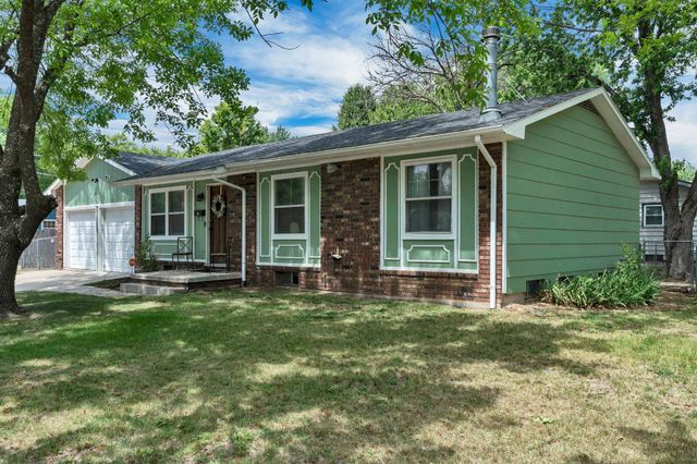2902 W 30th St S, Wichita, KS 67217