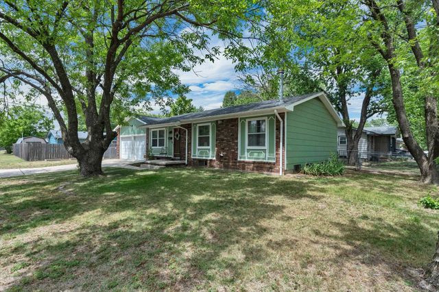 2902 W 30th St S, Wichita, KS 67217