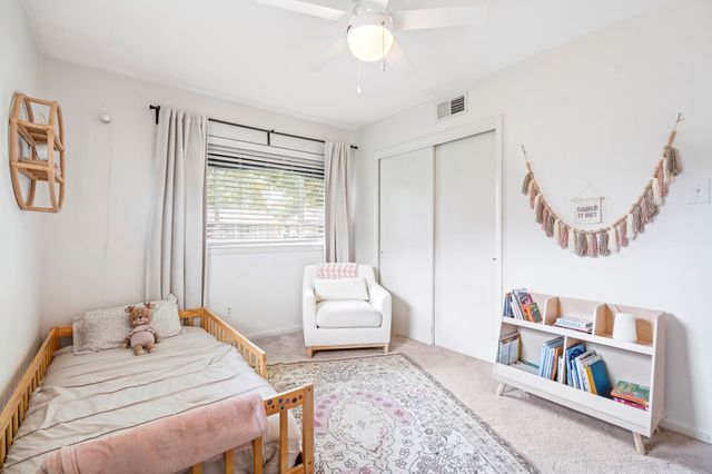 10631 Larchfield Lane, Dallas, TX 75238