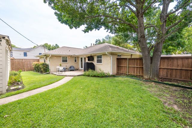 10631 Larchfield Lane, Dallas, TX 75238