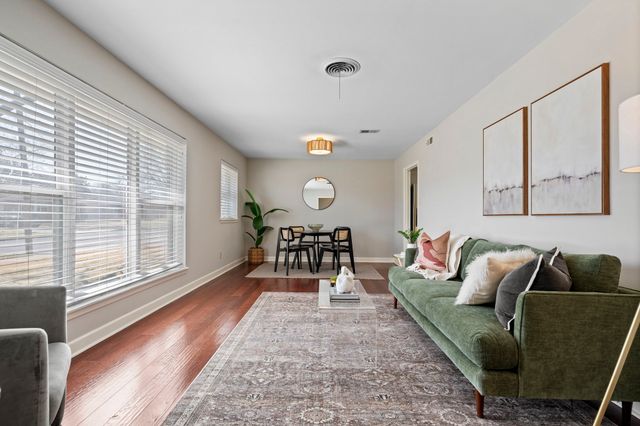 10631 Larchfield Lane, Dallas, TX 75238