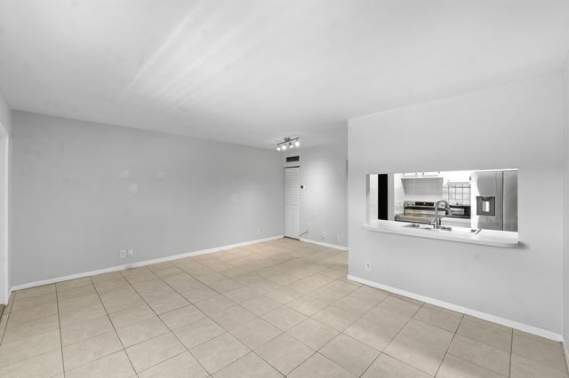 1470 N Dixie Highway 43, Fort Lauderdale, FL 33304