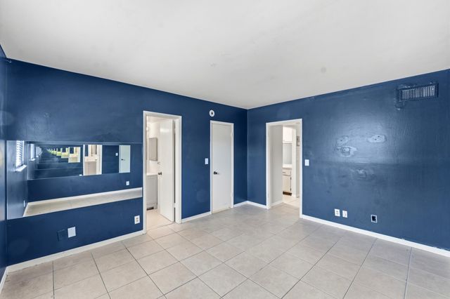 1470 N Dixie Highway 43, Fort Lauderdale, FL 33304