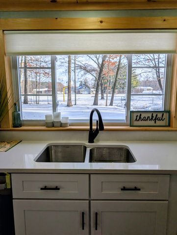 9140 Beech Street, Lake, MI 48632