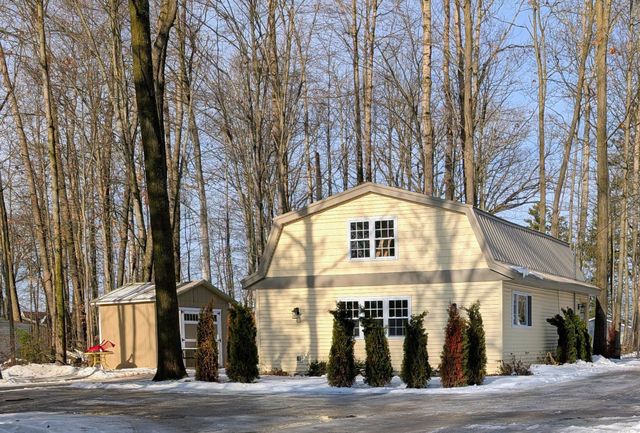 9140 Beech Street, Lake, MI 48632