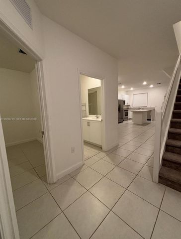 20964 NE 8th Ave, Miami, FL 33179