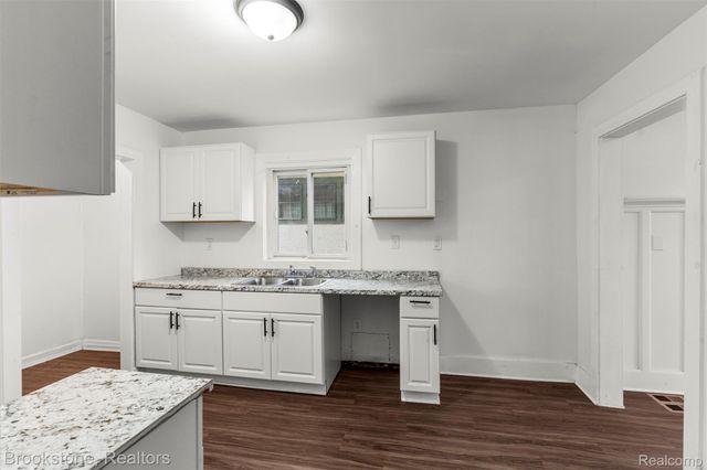 101 Colorado Street, Highland Park, MI 48203