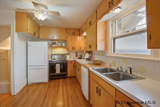 3422 WARREN AVE, Cheyenne, WY 82001