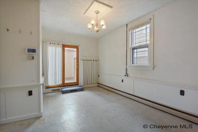 3422 WARREN AVE, Cheyenne, WY 82001