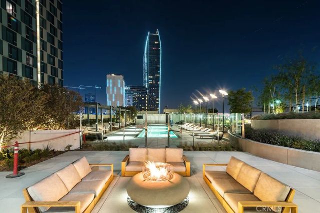 889 Francisco Street 1909, Los Angeles, CA 90017