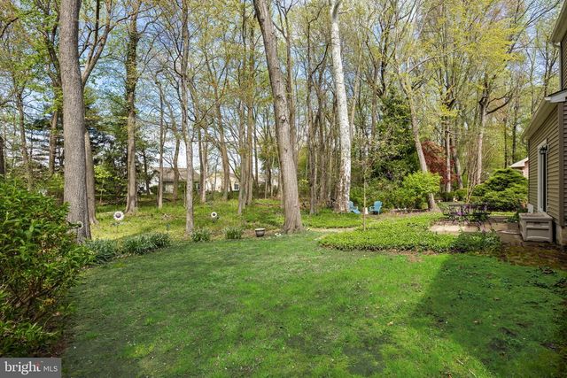 725 CORNWALLIS DR, Mount Laurel, NJ 08054